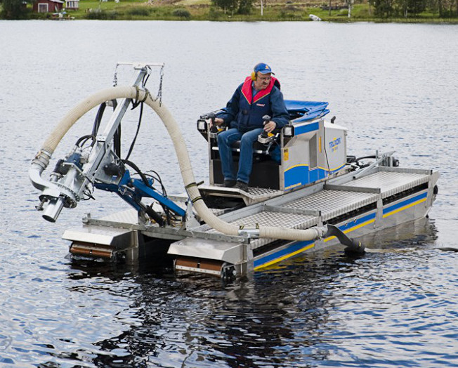 Dredging and Silt Pumping in the UK Aquaclear Water Management